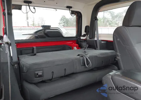 2021 Jeep Wrangler Sport S 4X4 z USA, uszkodzony, nr VIN 1C4GJXAG7MW862022